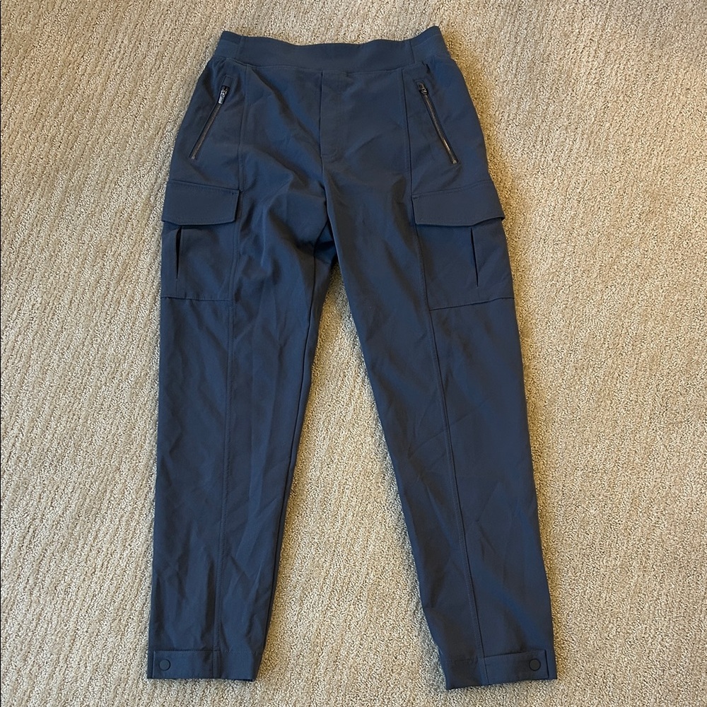 Athleta Endless High Rise Cargo 8 TALL